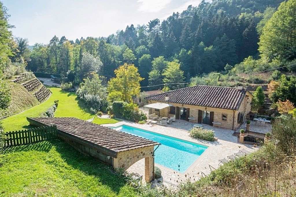 Особняк в Камайоре, Италия, 470 м² - фото 6