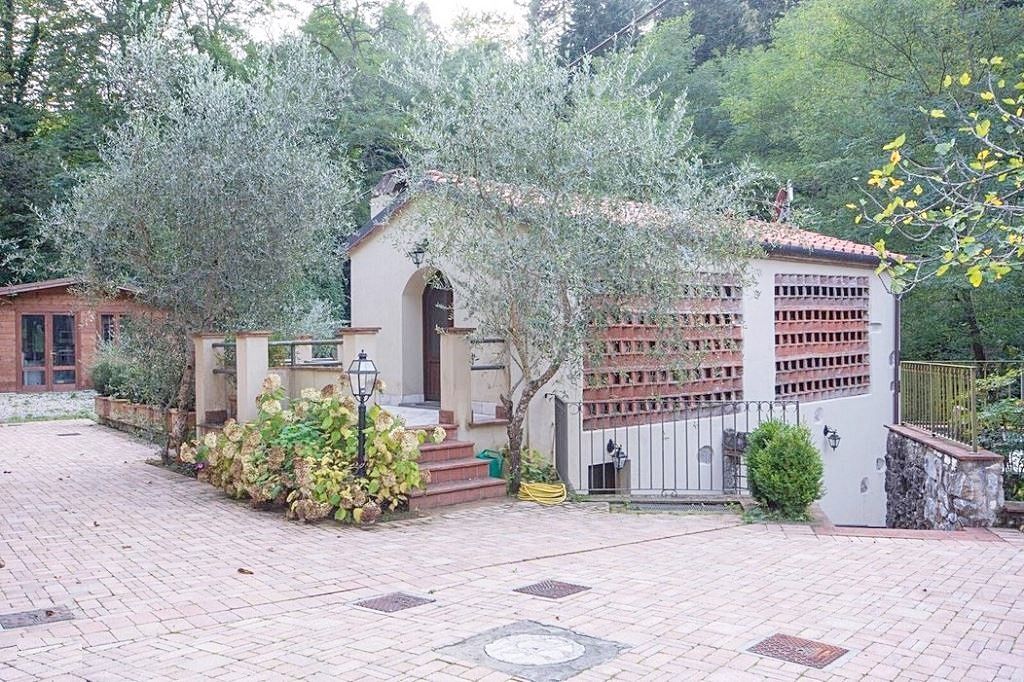 Особняк в Камайоре, Италия, 470 м² - фото 10