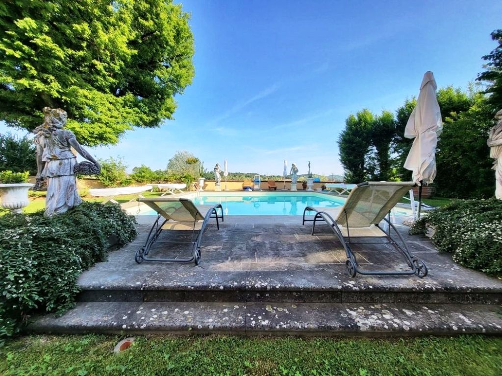 Поместье в Лукке, Италия, 630 м² - фото 3