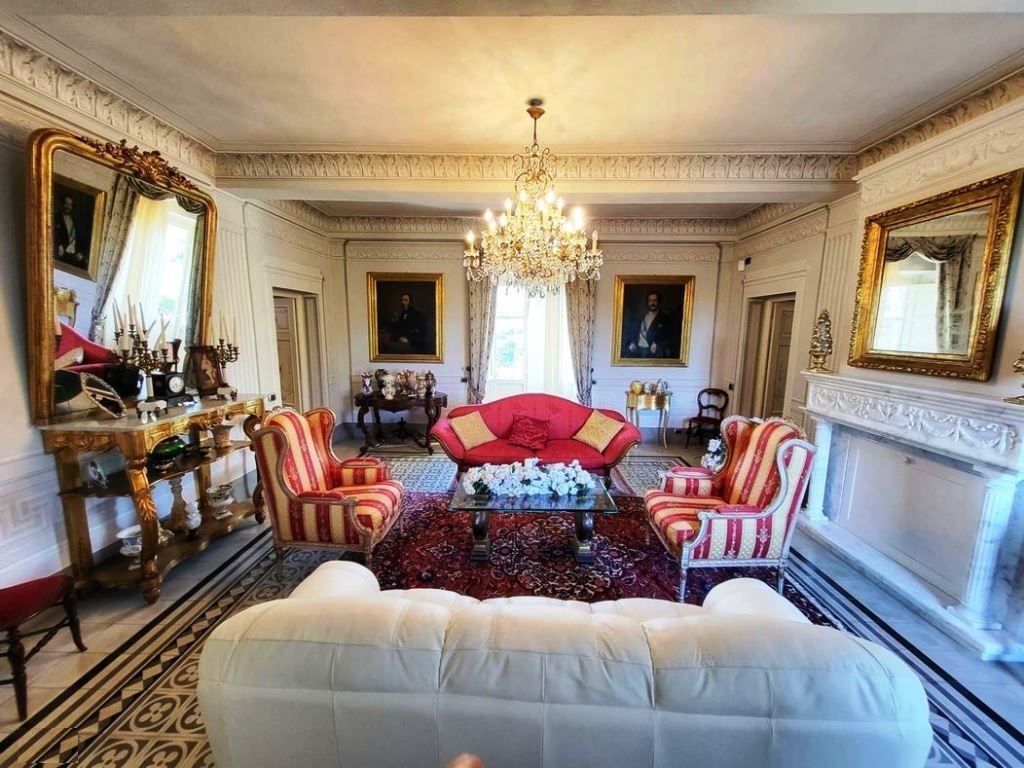 Поместье в Лукке, Италия, 630 м² - фото 10