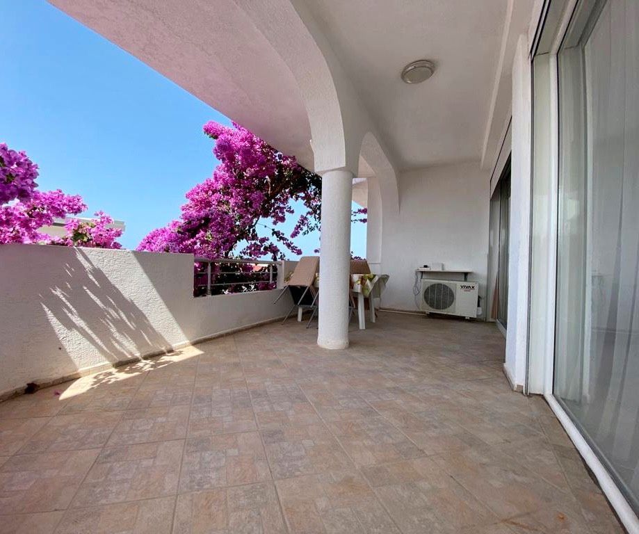 Квартира в Добра Воде, Черногория, 78 м² - фото 5