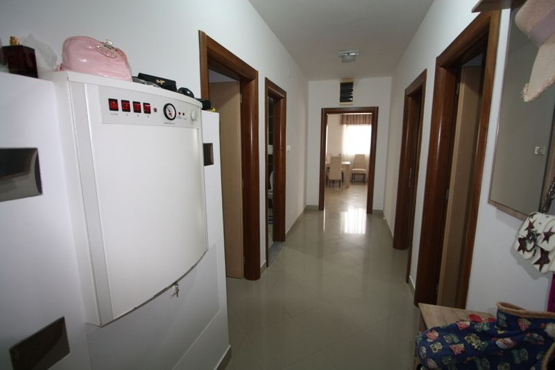 Апартаменты в Биеле, Черногория, 135 м² - фото 12