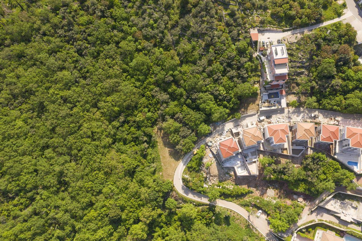 Земля в Режевичах, Черногория, 2 100 м² - фото 6