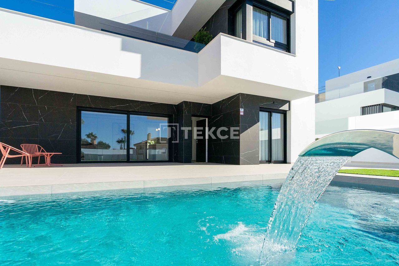 Вилла в Рохалесе, Испания, 136 м² - фото 3