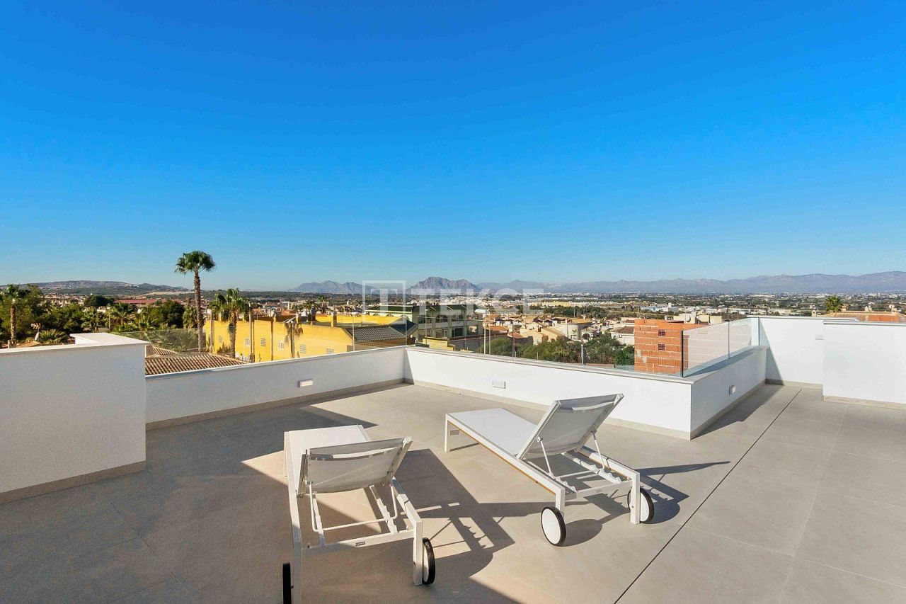 Вилла в Рохалесе, Испания, 136 м² - фото 16