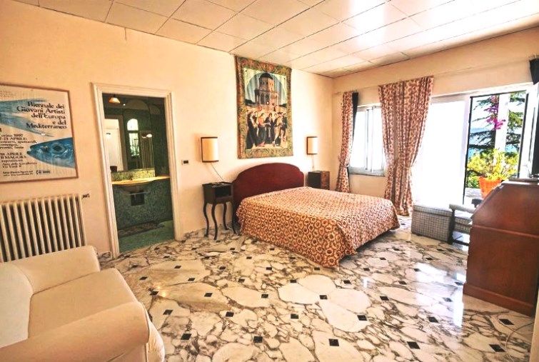 Вилла в Вентимилье, Италия, 450 м² - фото 14