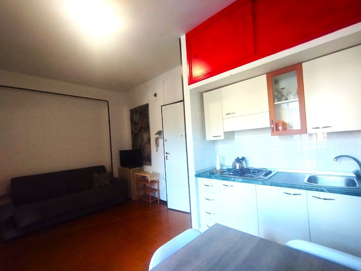 Квартира в Скалее, Италия, 45 м² - фото 4