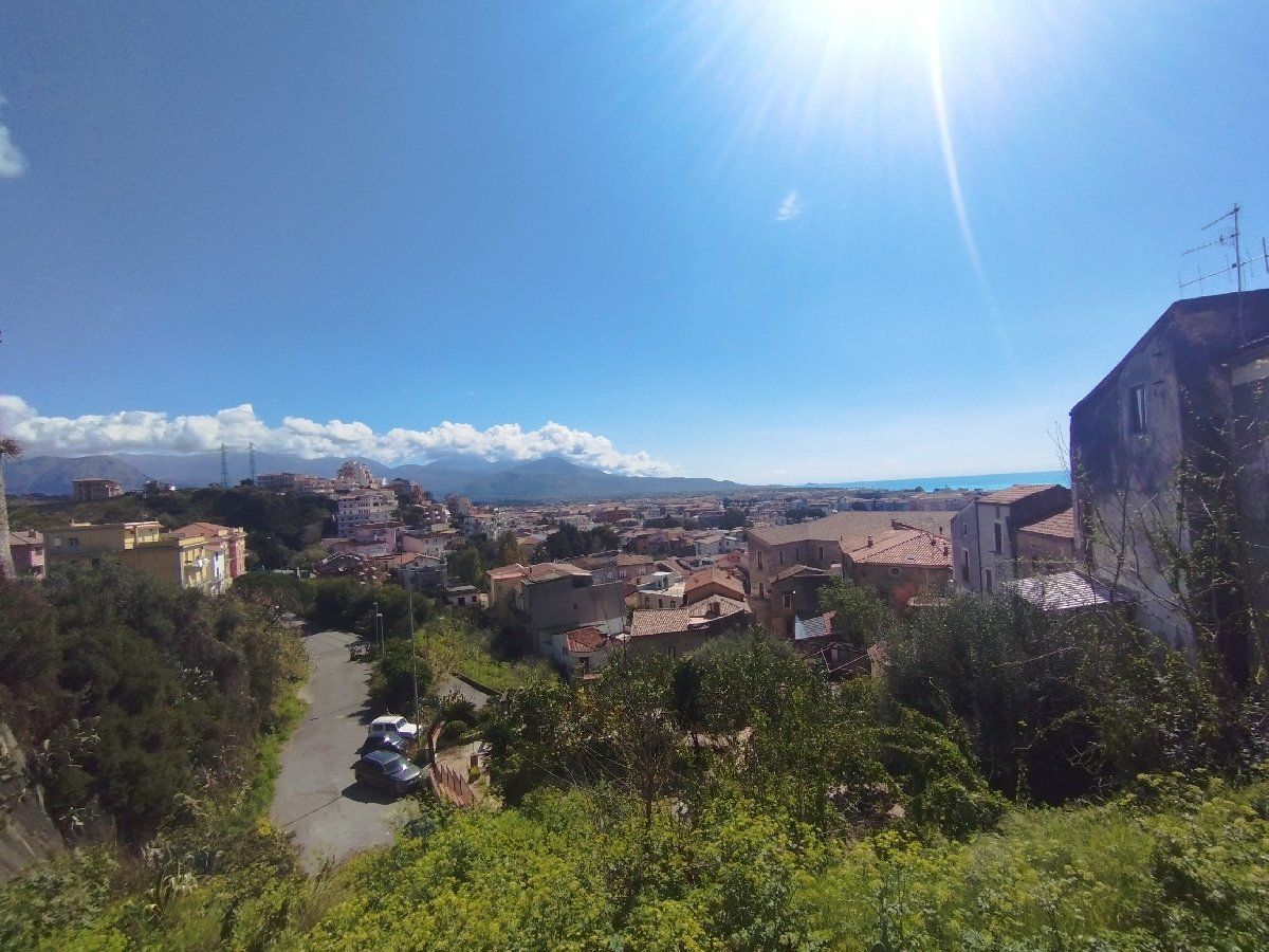 Квартира в Скалее, Италия, 110 м² - фото 9