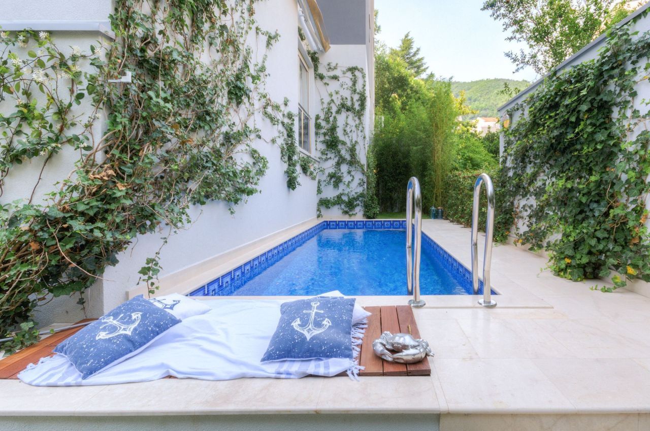 Квартира в Будве, Черногория, 123 м² - фото 4