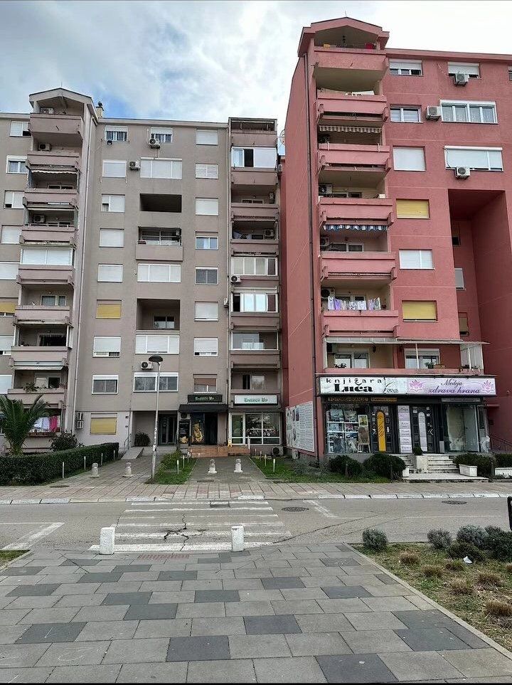 Квартира в Баре, Черногория, 102 м2 - фото 1