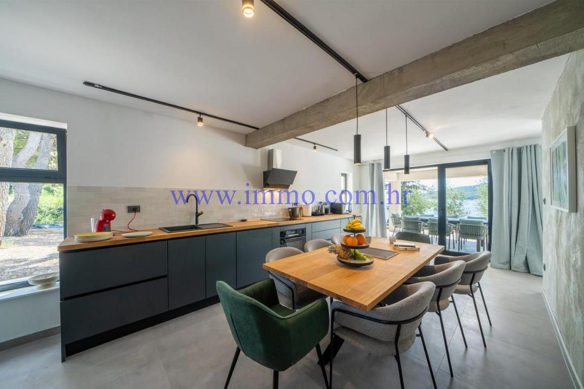 Вилла на острове Брач, Хорватия, 314 м² - фото 8