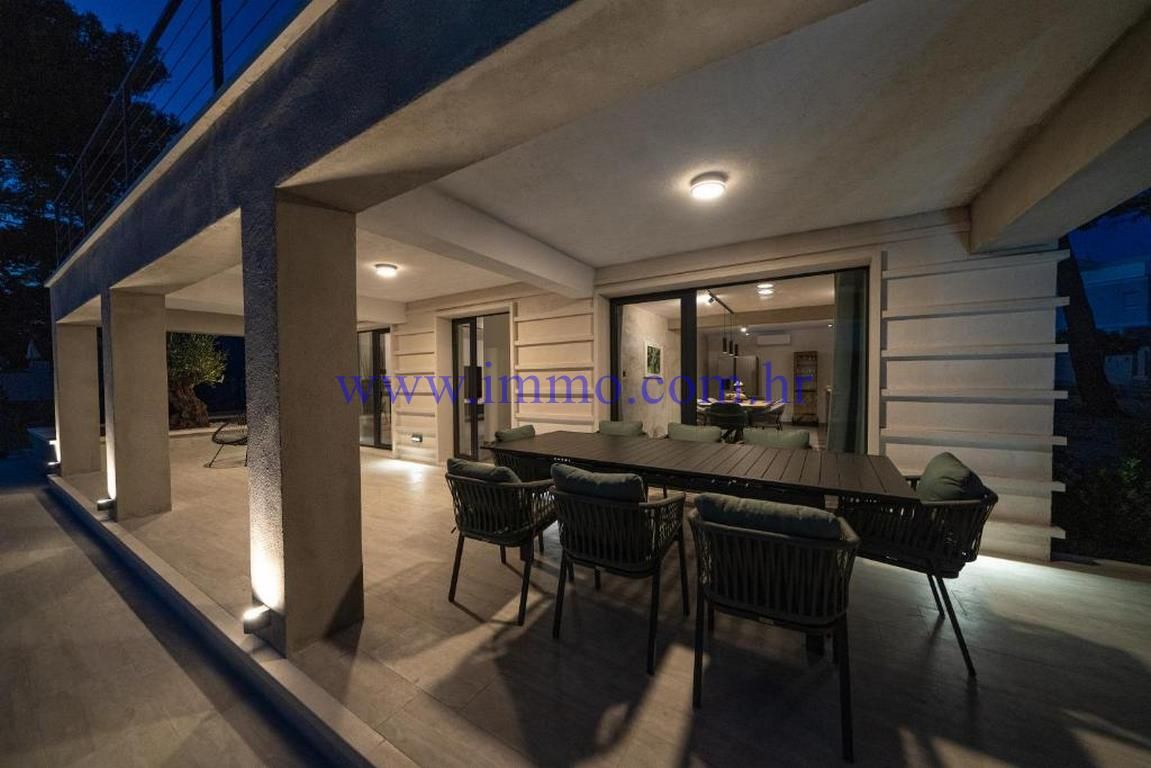 Вилла на острове Брач, Хорватия, 314 м² - фото 17