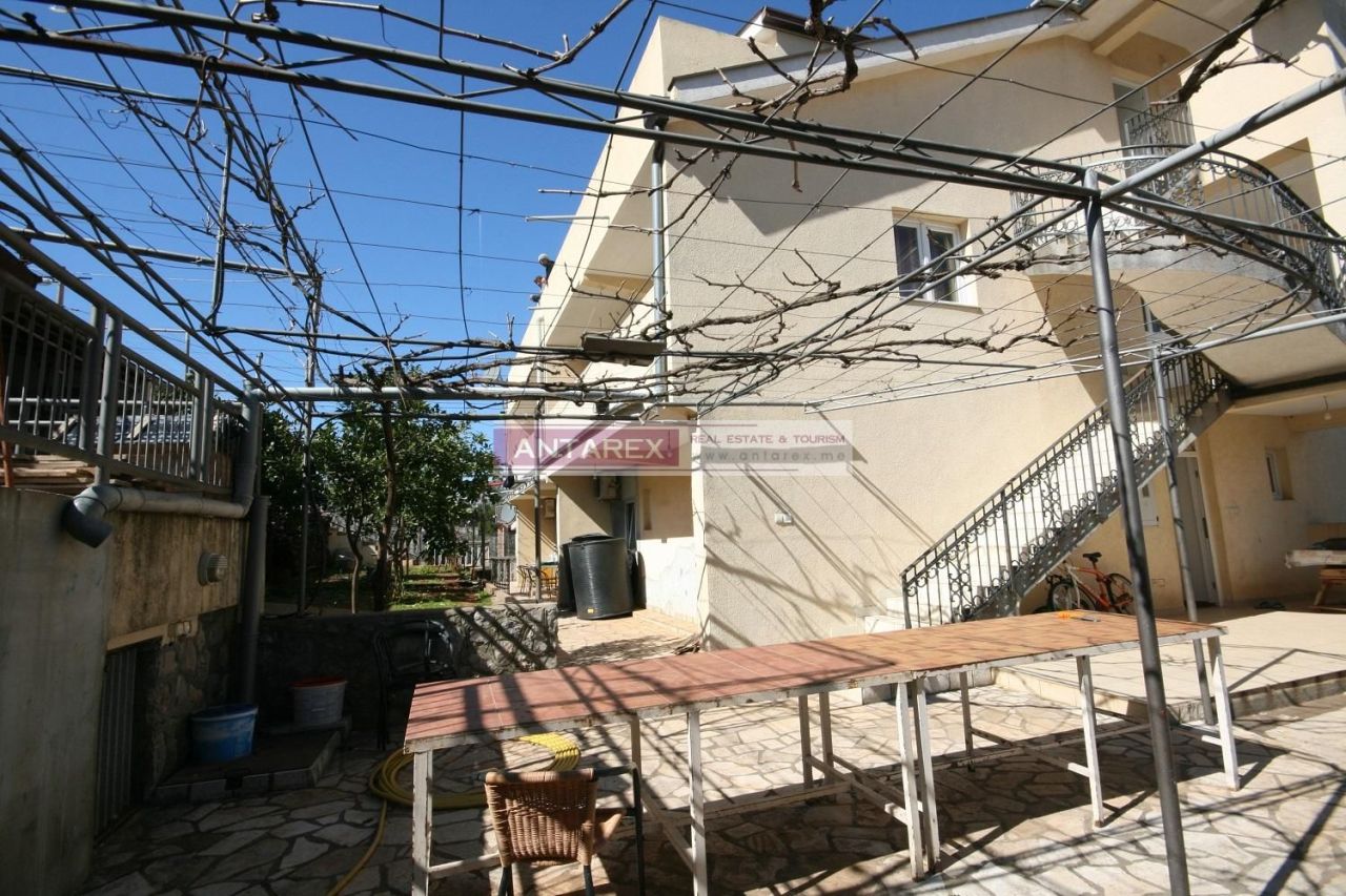 Вилла в Радовичах, Черногория, 980 м² - фото 10