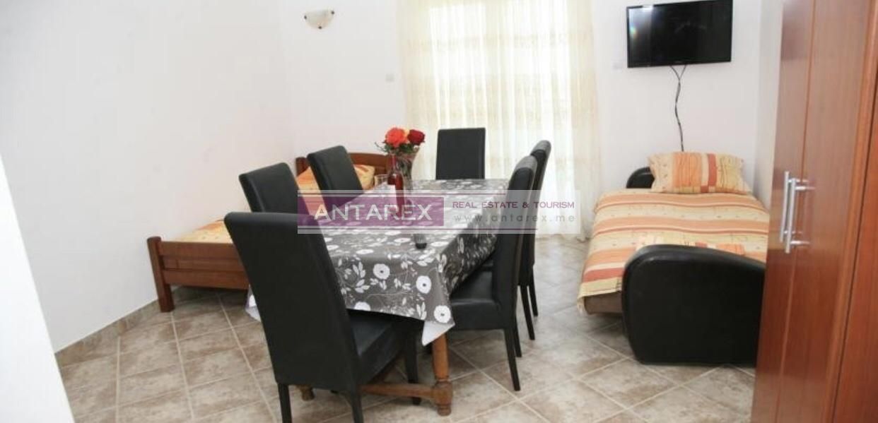 Коммерческая недвижимость в Радовичах, Черногория, 980 м² - фото 14