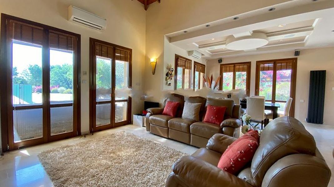 Вилла в Пафосе, Кипр, 300 м² - фото 14