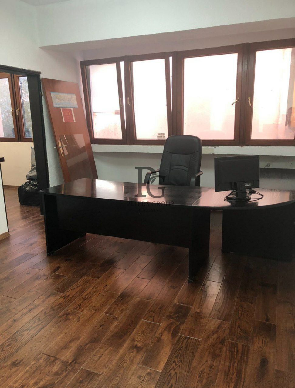 Офис в Баре, Черногория, 37 м2 - фото 1