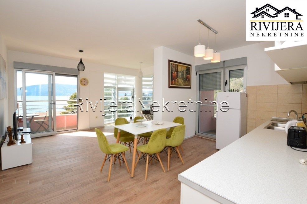 Квартира в Херцег-Нови, Черногория, 53 м² - фото 2