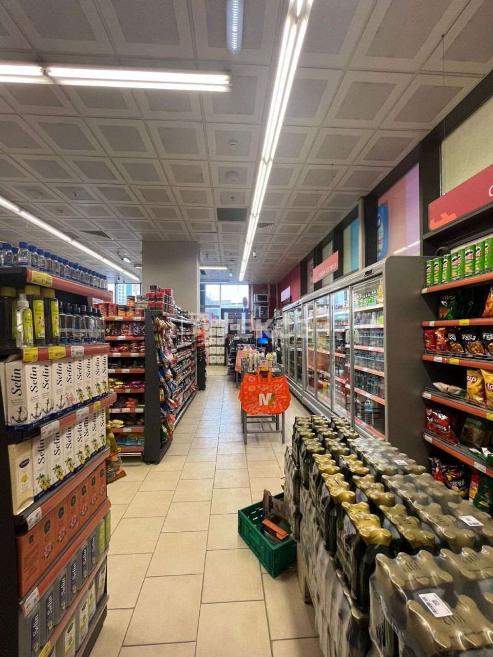 Магазин в Стамбуле, Турция, 220 м² - фото 9