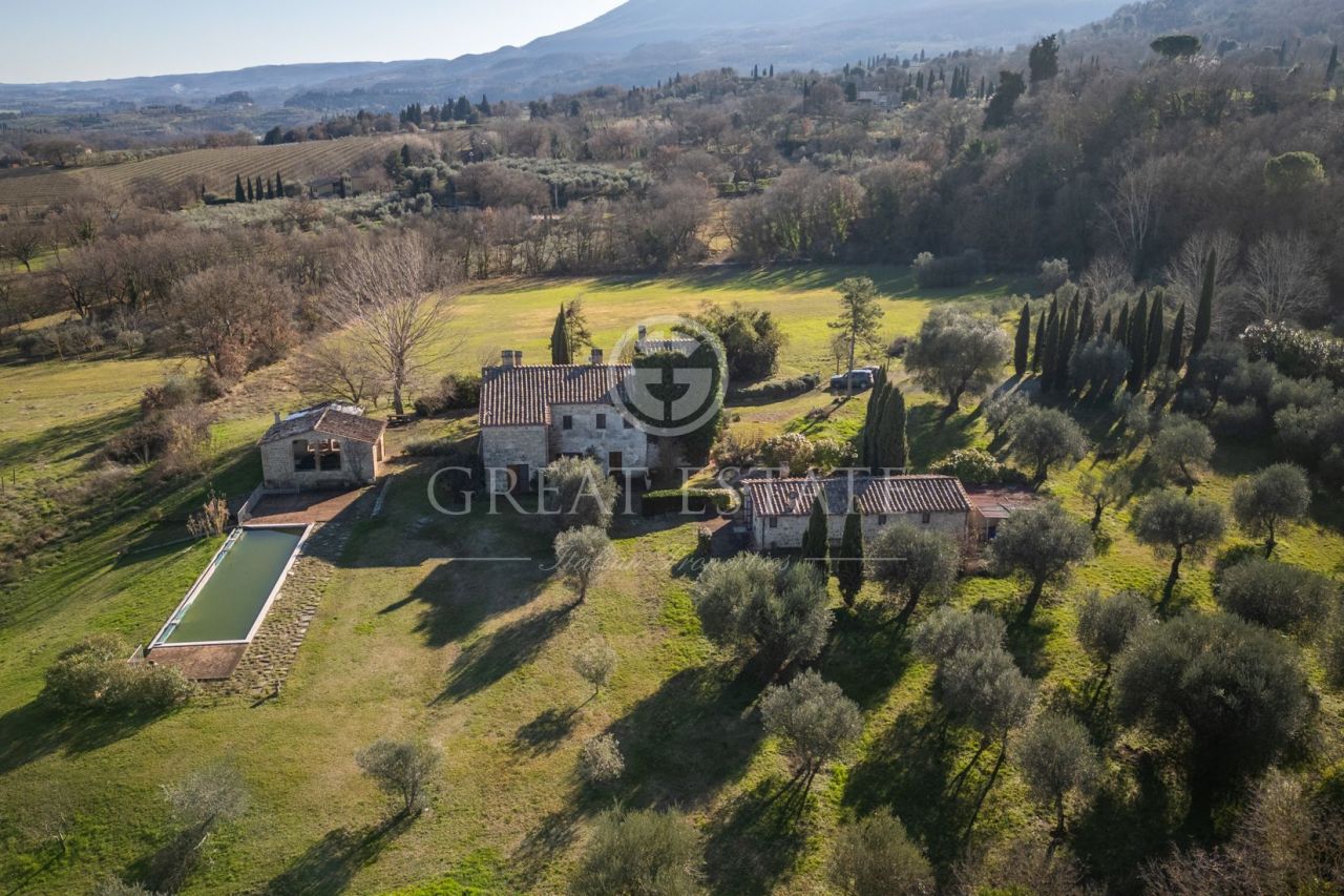 Дом в Сартеано, Италия, 623.4 м2 - фото 1