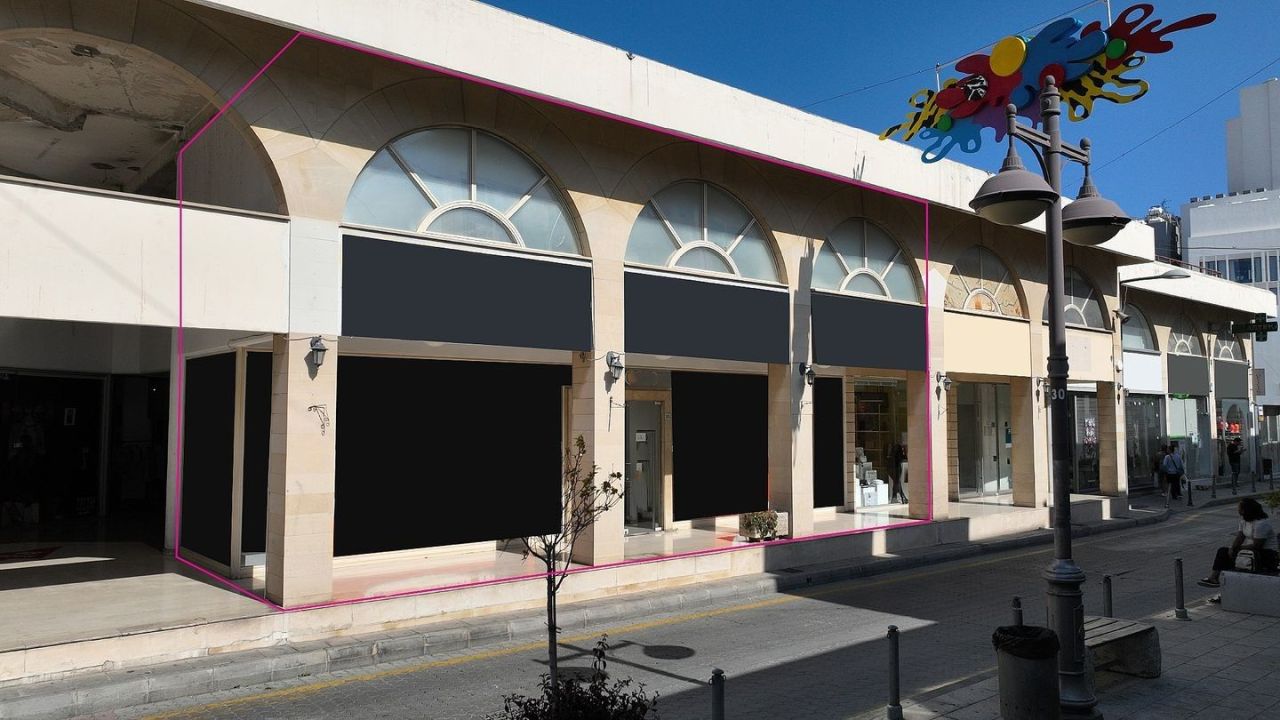 Магазин в Лимасоле, Кипр, 97 м2 - фото 1
