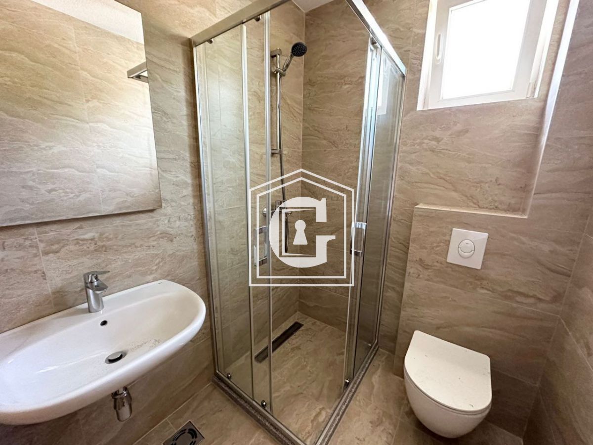 Коммерческая недвижимость в Будве, Черногория, 44 м² - фото 8