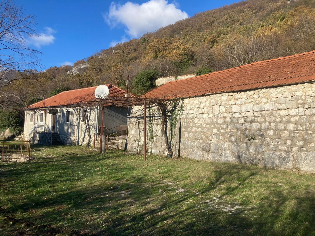 Дом в Которе, Черногория, 106 м2 - фото 1