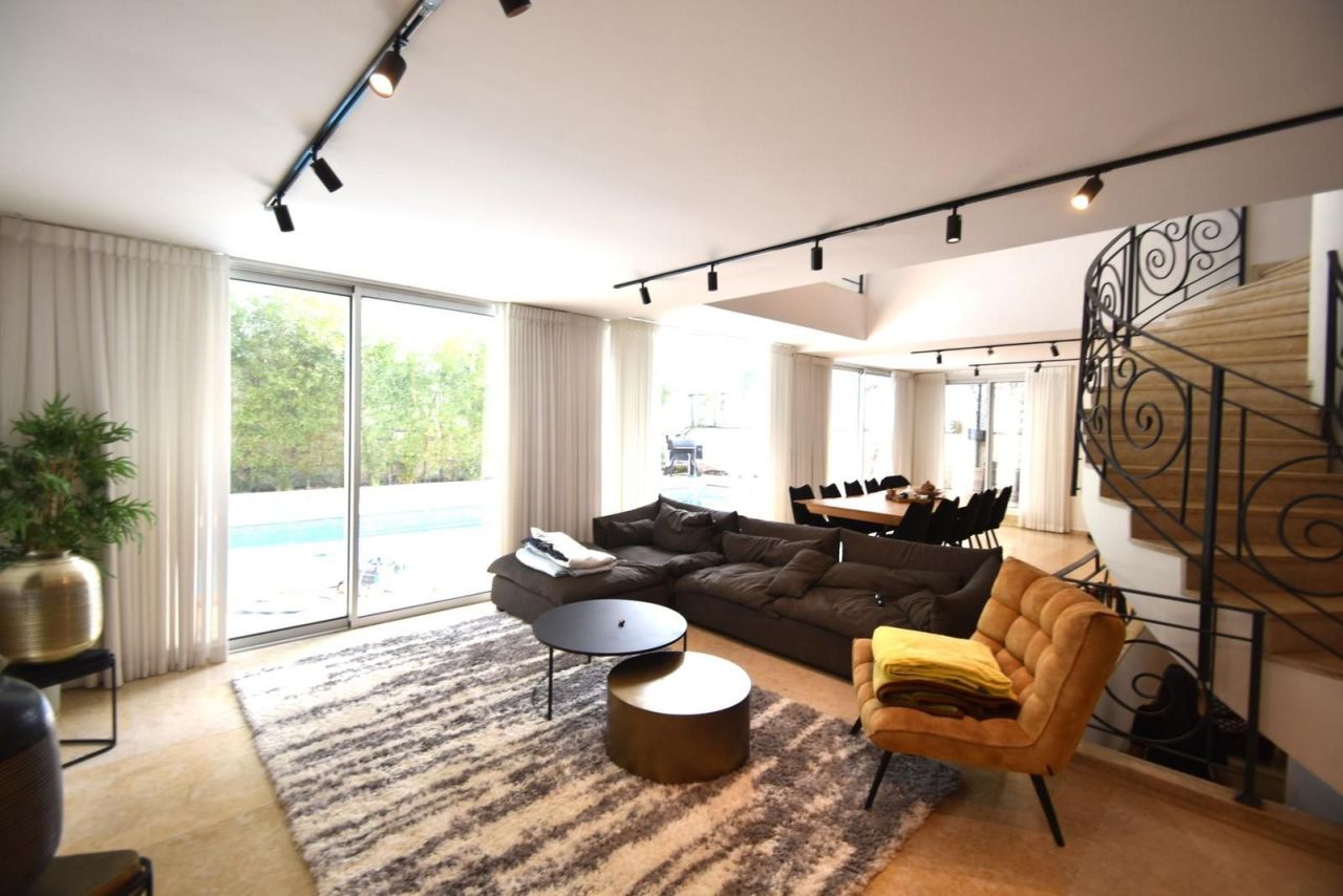 Дом в Герцлии, Израиль, 420 м² - фото 3