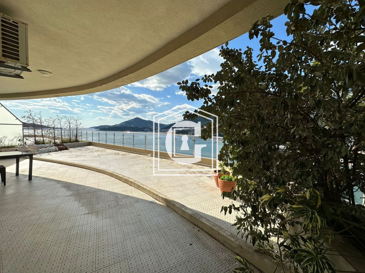 Апартаменты в Рафаиловичах, Черногория, 140 м² - фото 2