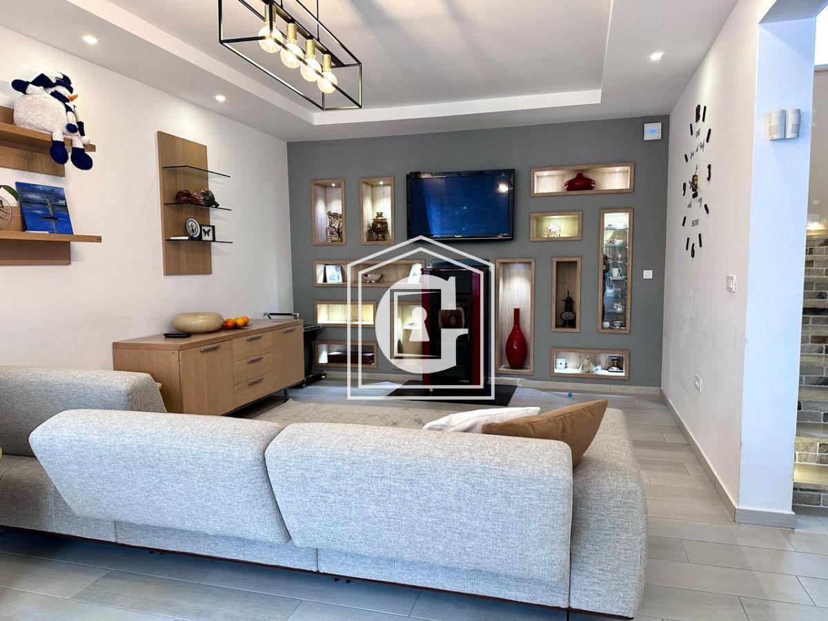 Вилла в Кримовице, Черногория, 200 м² - фото 2