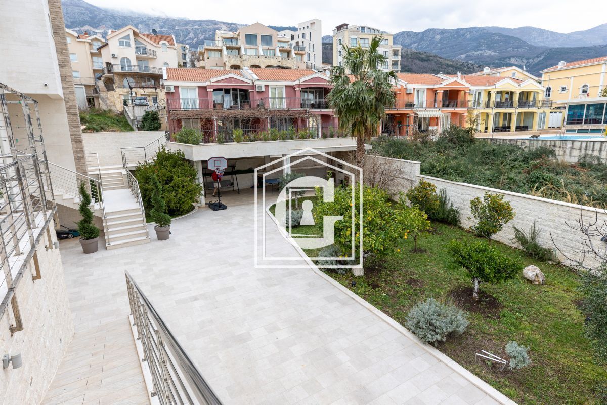 Апартаменты в Бечичи, Черногория, 400 м² - фото 3