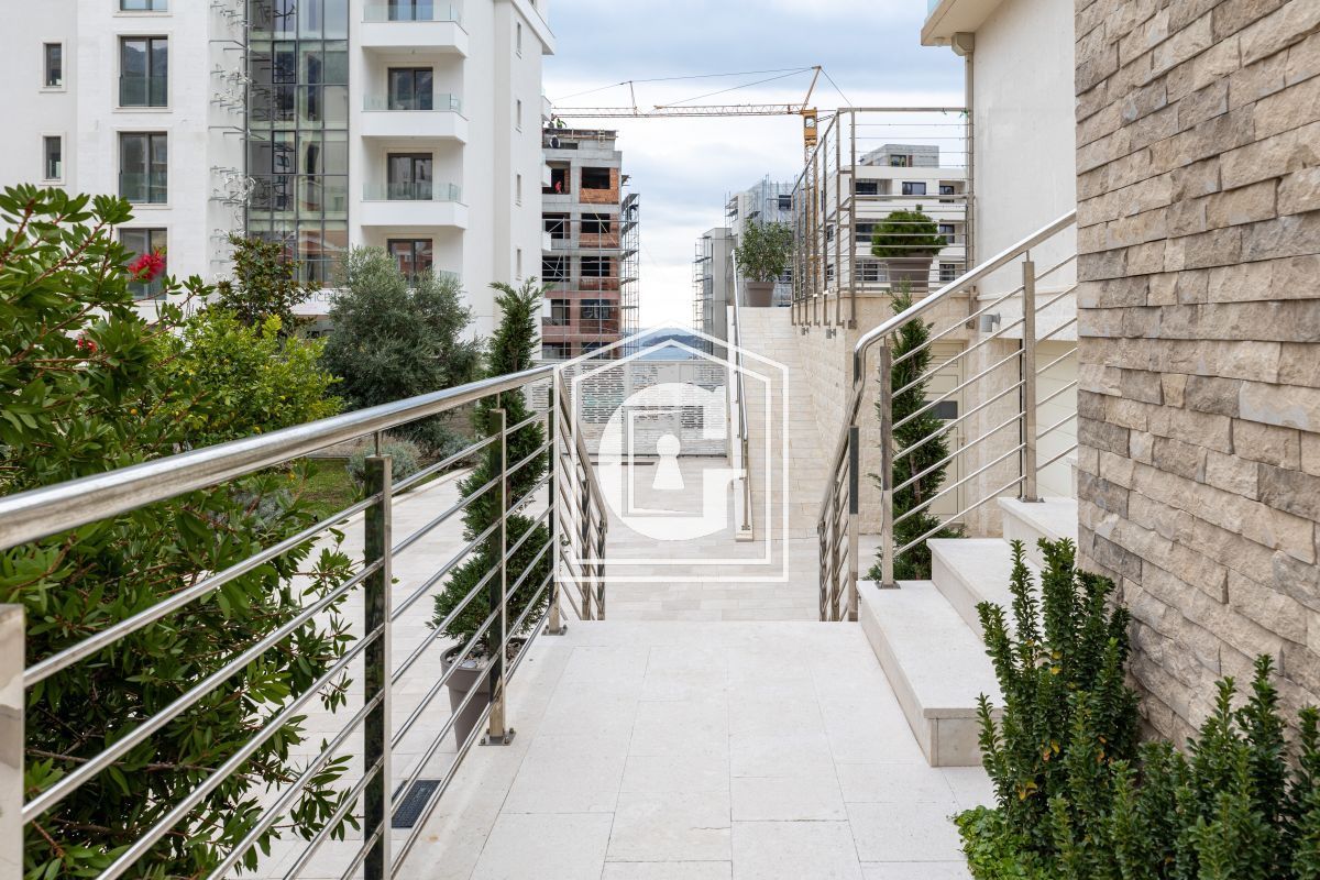 Апартаменты в Бечичи, Черногория, 400 м² - фото 11