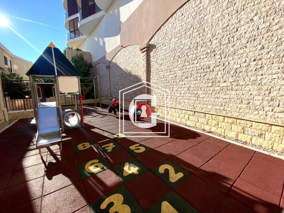 Апартаменты в Бечичи, Черногория, 67 м² - фото 13