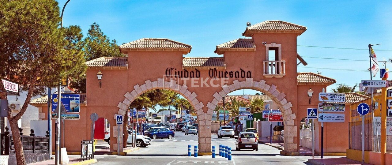 Вилла в Рохалесе, Испания, 245 м² - фото 11