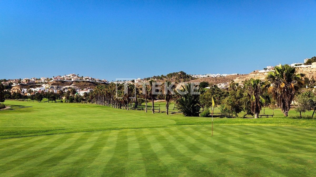 Вилла в Рохалесе, Испания, 245 м² - фото 14