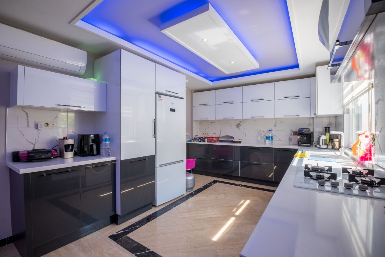 Вилла в Алании, Турция, 320 м² - фото 5