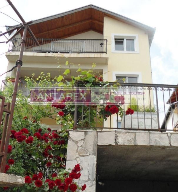 Вилла в Херцег-Нови, Черногория, 234 м² - фото 3