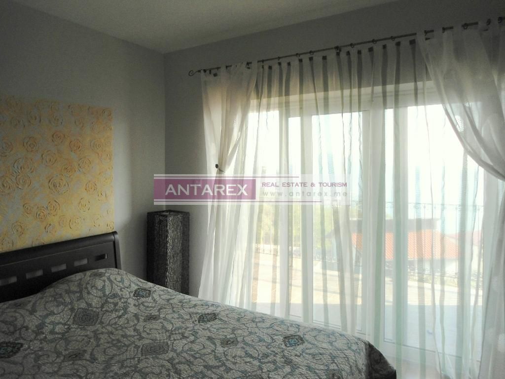 Вилла в Херцег-Нови, Черногория, 234 м² - фото 9