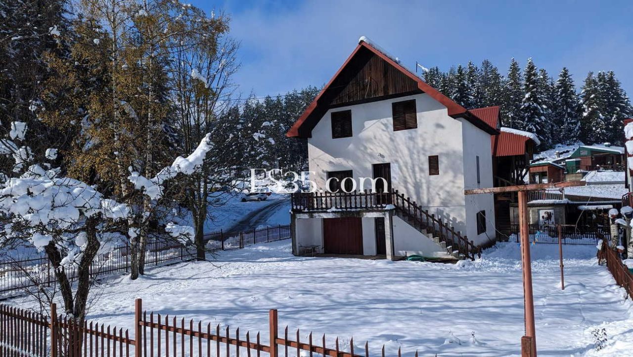 Дом в Жабляке, Черногория, 166 м2 - фото 1