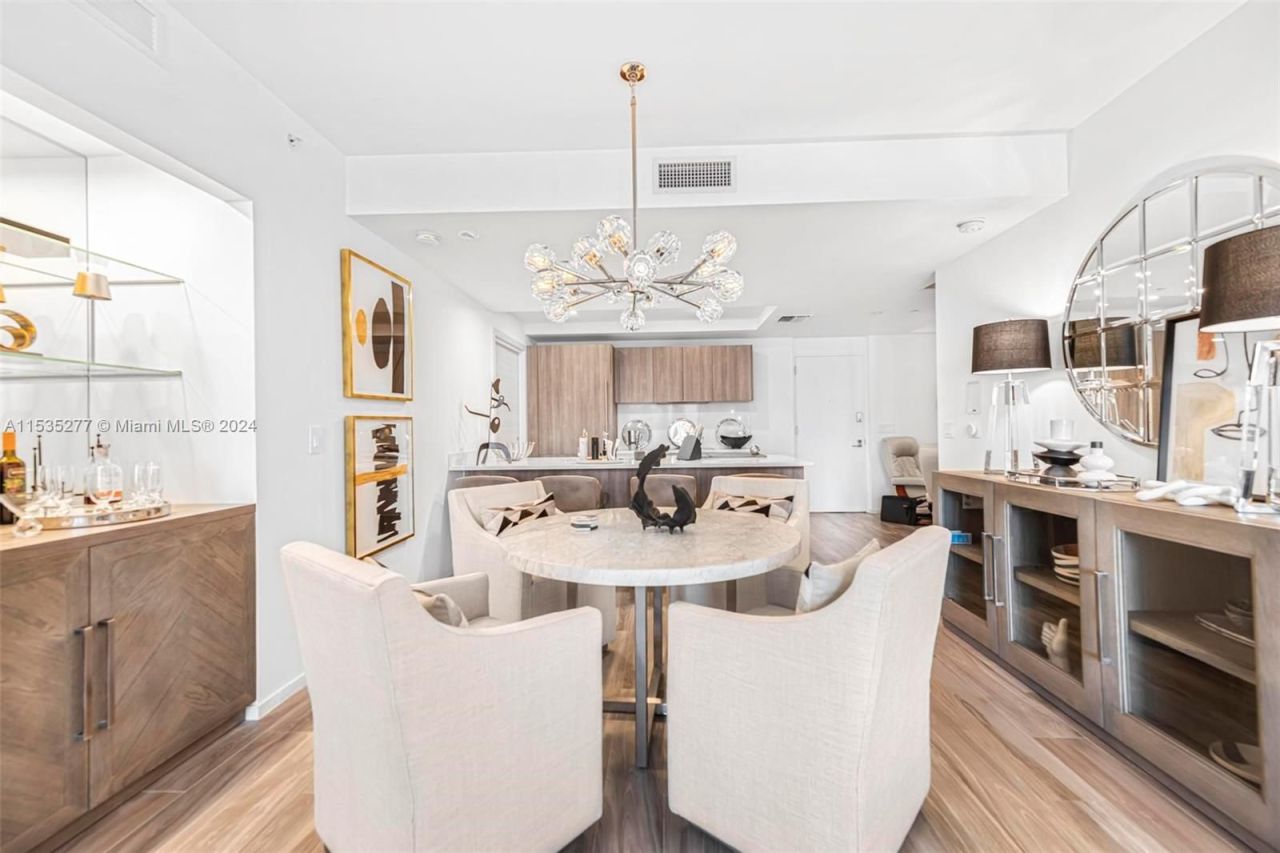 Квартира в Майами, США, 120 м² - фото 9