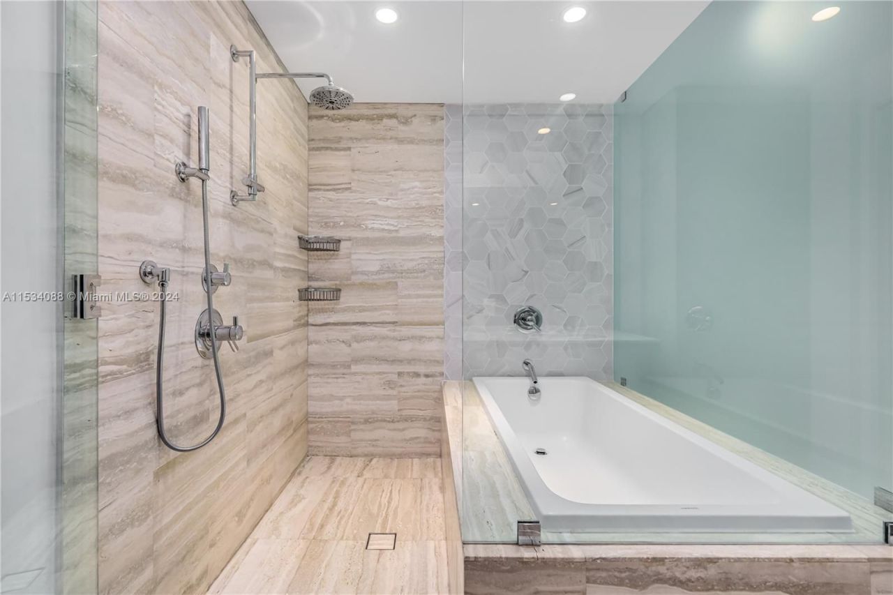 Квартира в Майами, США, 110 м² - фото 11