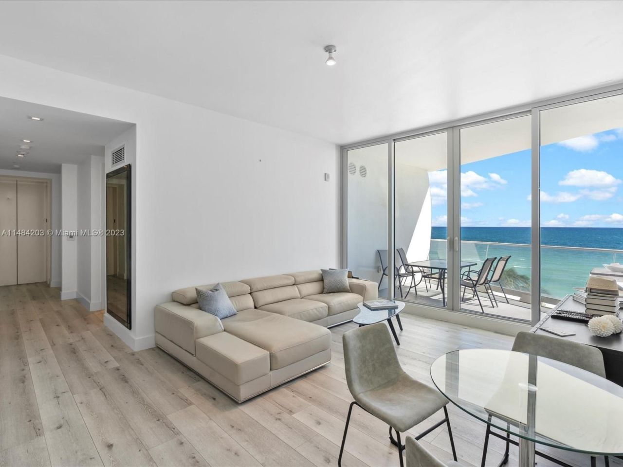 Квартира в Майами, США, 110 м² - фото 8