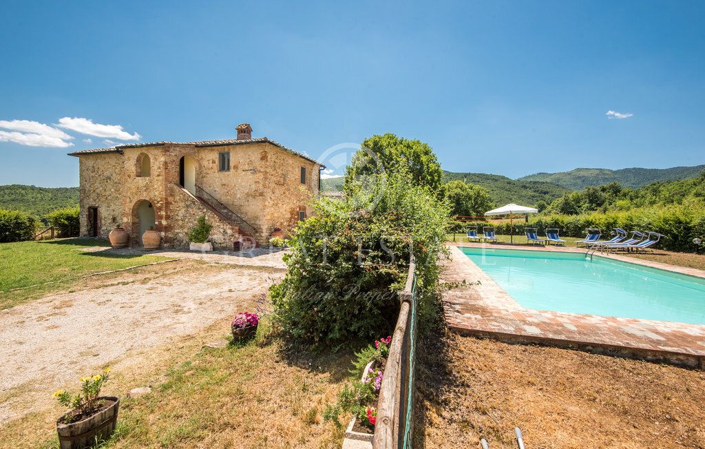 Дом Radicondoli, Италия, 365 м² - фото 2