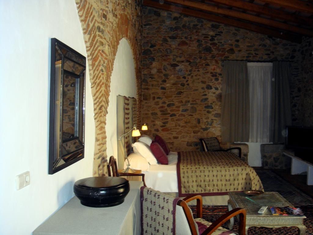 Отель, гостиница в Калелья, Испания, 179 м2 - фото 1