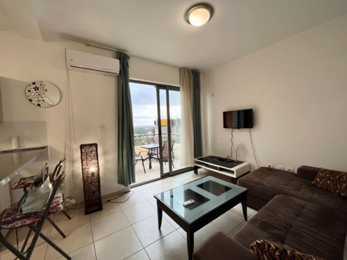 Квартира в Бечичи, Черногория, 40 м² - фото 2