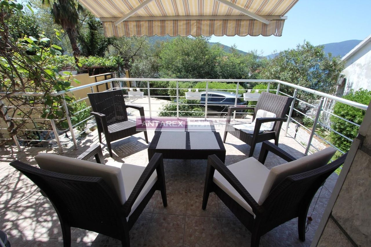 Вилла в Кумборе, Черногория, 210 м² - фото 11