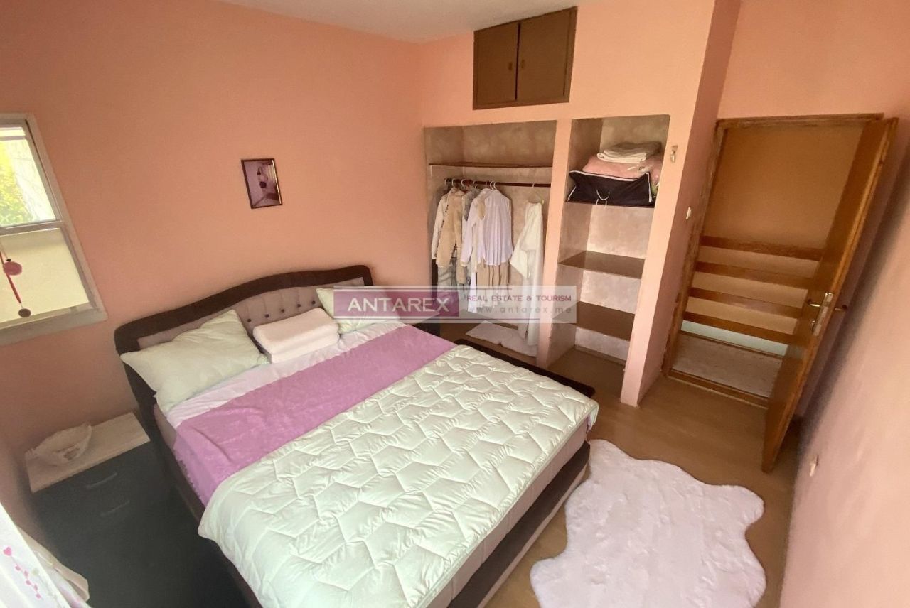 Апартаменты в Херцег-Нови, Черногория, 276 м² - фото 13