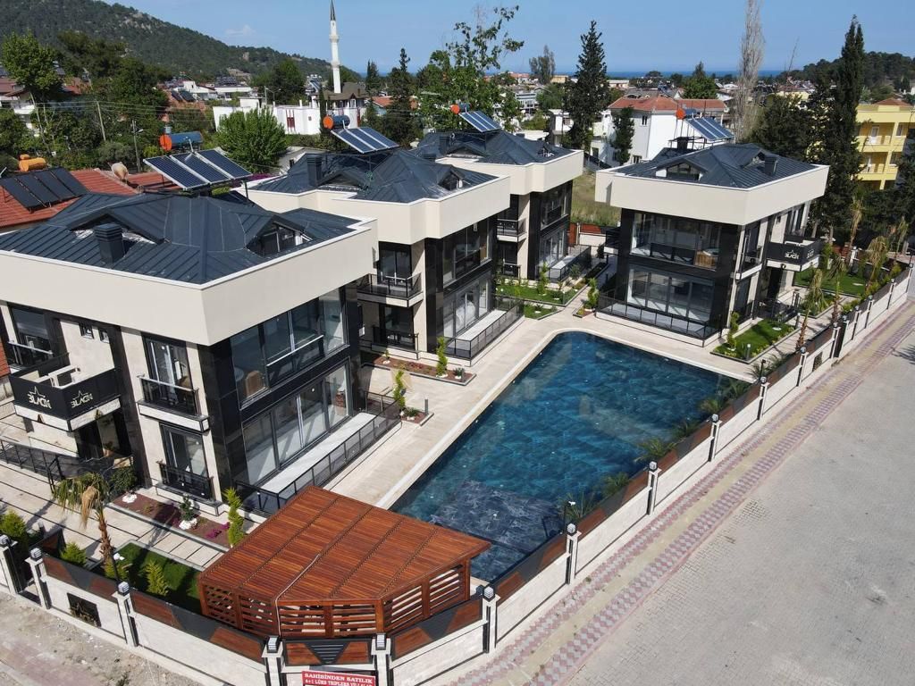 Дом в Кемере, Турция, 270 м2 - фото 1