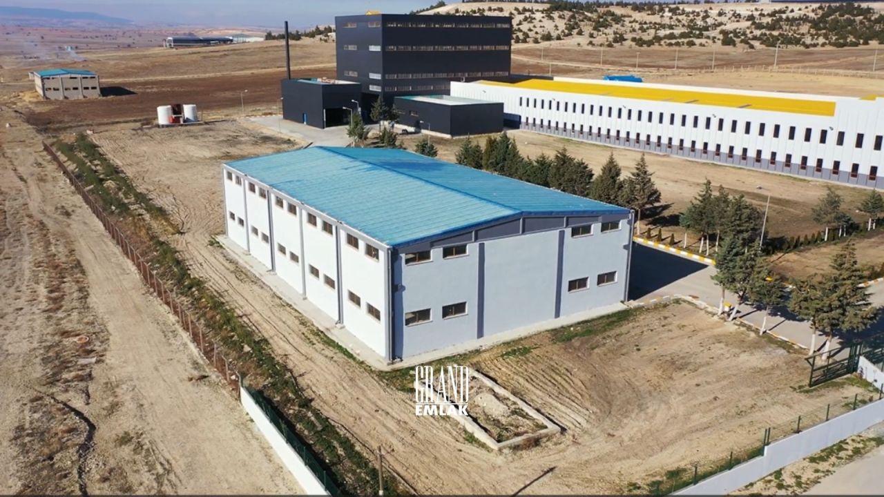 Коммерческая недвижимость в Афьоне, Турция, 42 588 м² - фото 4