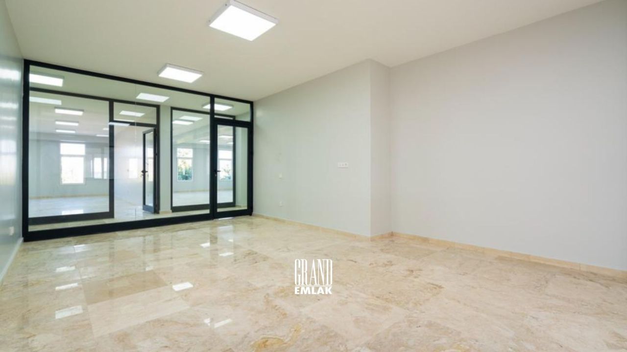 Коммерческая недвижимость в Афьоне, Турция, 42 588 м² - фото 10