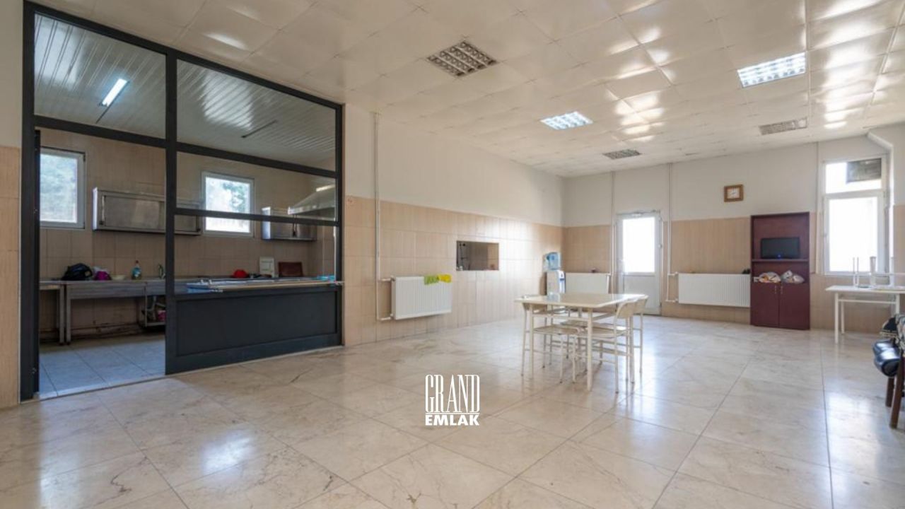 Коммерческая недвижимость в Афьоне, Турция, 42 588 м² - фото 15